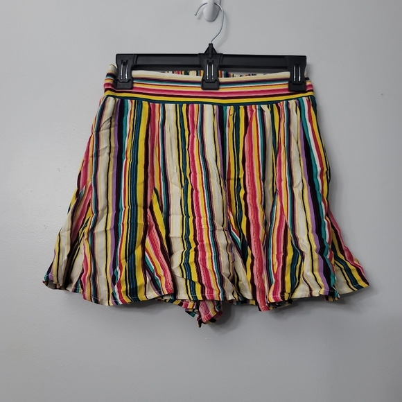 Jessica Simpson Archer Skort in Torrid Stripe - Picture 5 of 11